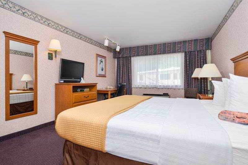 Best Western Kiva Inn Fort Collins Exterior foto